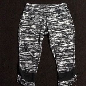 Capri Leggings/ Workout Pants